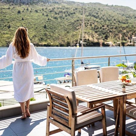 Anassa Porto Koufo Sea Front Suites ภายนอก รูปภาพ
